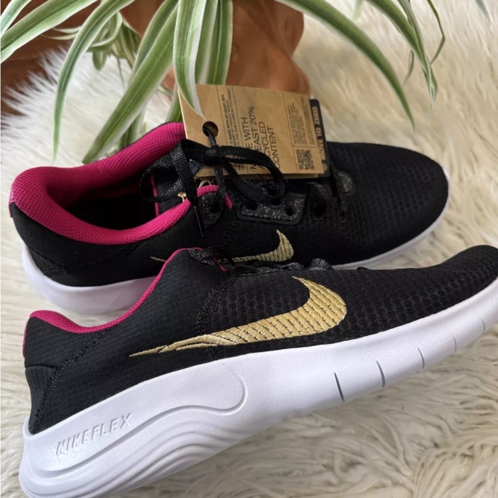 New🌿 🌿Nike Experience Road Running Shoes Size 9
